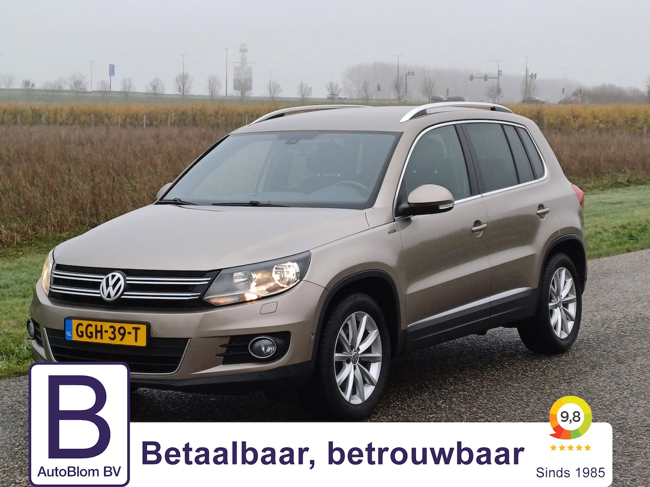 Volkswagen Tiguan - 1.4 TSI Sport&Style | Nieuwstaat ! | Lage KM ! | Camera | Navi | 17 " - AutoWereld.nl