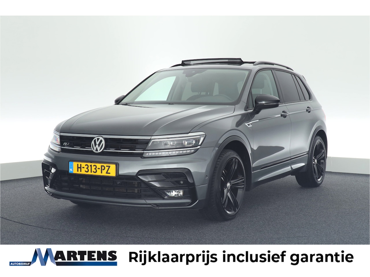 Volkswagen Tiguan - 1.5 TSI 150pk DSG ACT R-Line Highline Trekhaak Camera Keyless Stoelverwarming Led Virtual - AutoWereld.nl