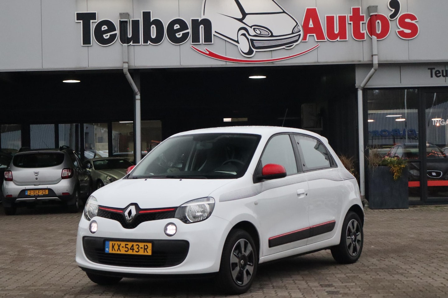 Renault Twingo - 1.0 SCe Collection Airco, Radio, Elektrische ramen - AutoWereld.nl