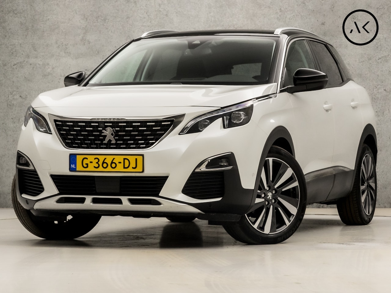 Peugeot 3008 - 1.2 PureTech Deluxe Automaat (APPLE CARPLAY, GROOT NAVI, STOELVERWARMING, ADAPTIVE CRUISE, - AutoWereld.nl