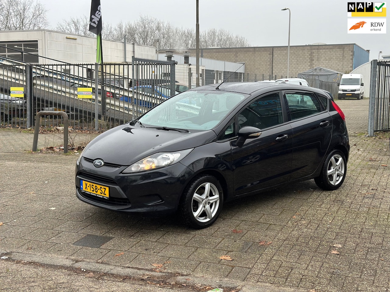 Ford Fiesta - 1.25 Trend | LAGE KM! ONDERHOUDBOEKJES AANWEZIG - AutoWereld.nl