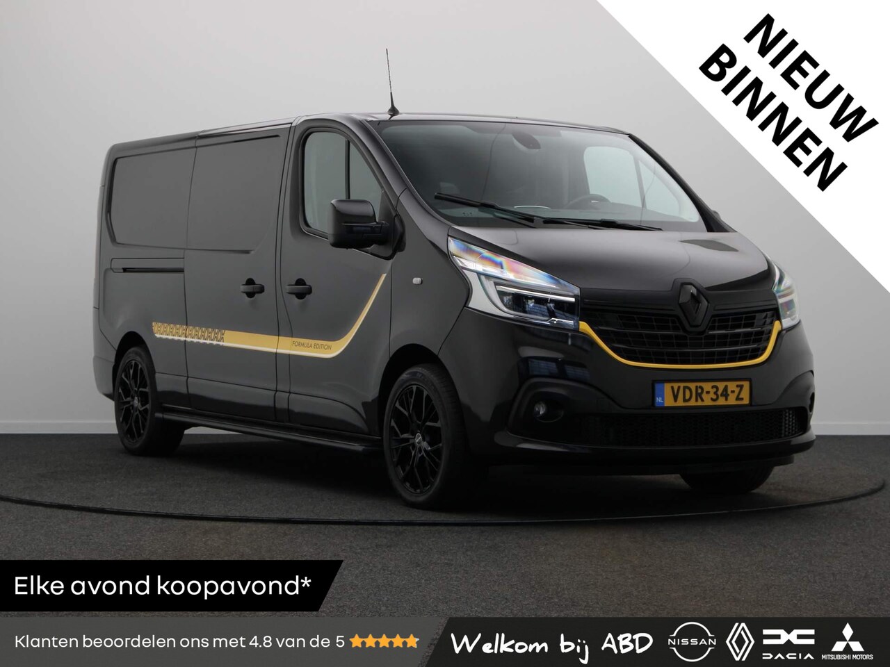 Renault Trafic - 2.0 dCi 145 T29 L2H1 Luxe | Formula Edition | Sidebars | Laadruimte betimmering | - AutoWereld.nl