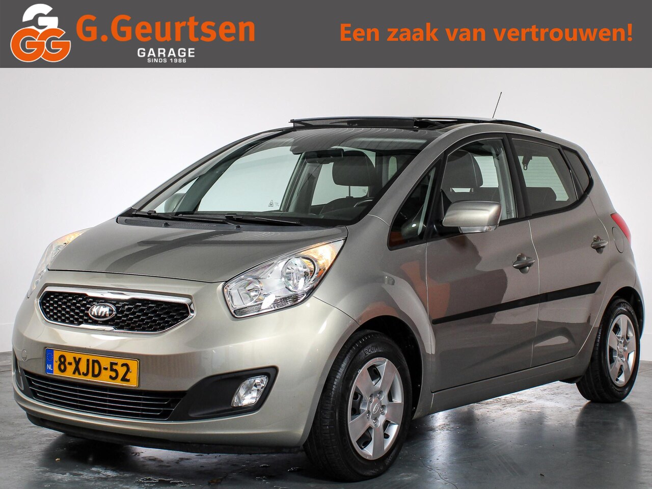 Kia Venga - 1.6 CVVT Aut. Edition, Panoramadak, Navigatie, Camera, Trekhaak! - AutoWereld.nl