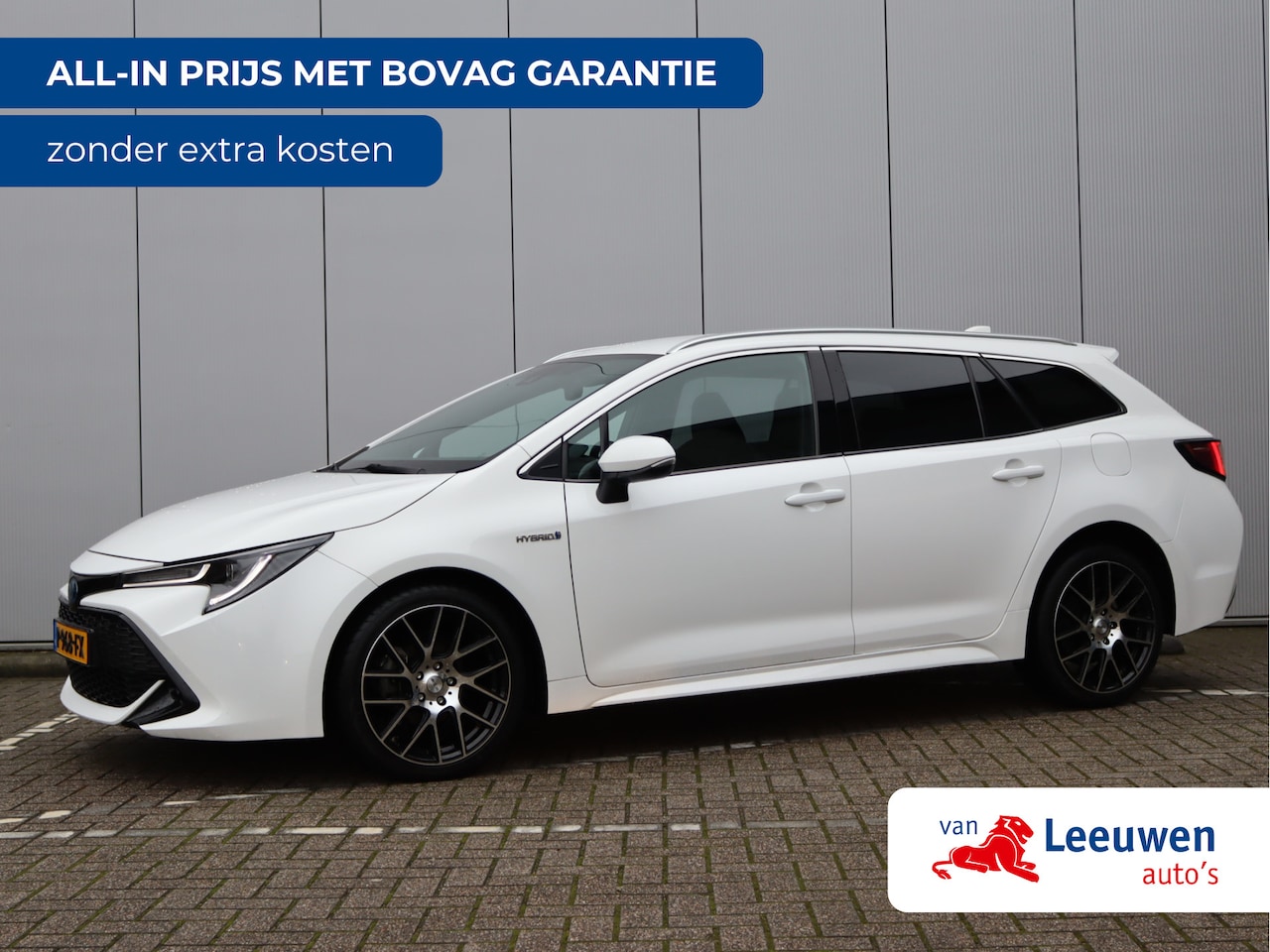 Toyota Corolla Touring Sports - 1.8 Hybrid Business | Trekhaak | Parkeercamera - AutoWereld.nl