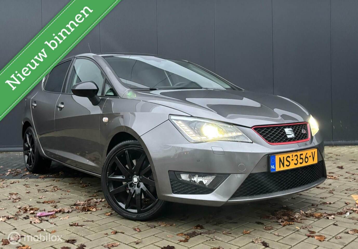 Seat Ibiza - 1.0 EcoTSI FR Connect Navi Cruise Stoelverwarming - AutoWereld.nl