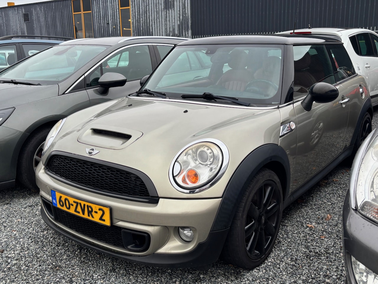 MINI Cooper S - Mini 1.6 Chili Soms storingen door verhoogd olieverbruik!! - AutoWereld.nl