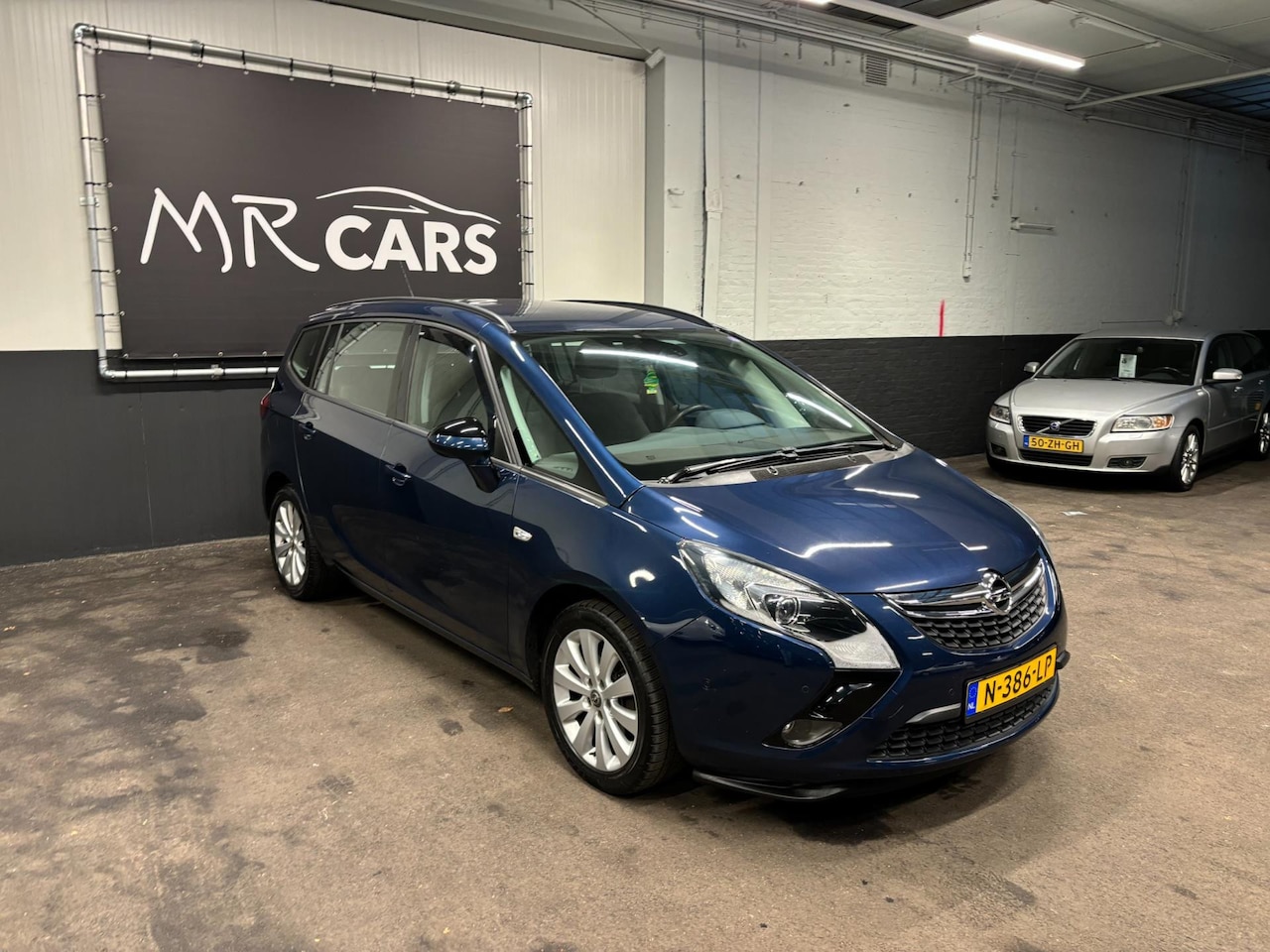 Opel Zafira Tourer - 1.4 Business+ 7p. Airco/Cruise Control. - AutoWereld.nl