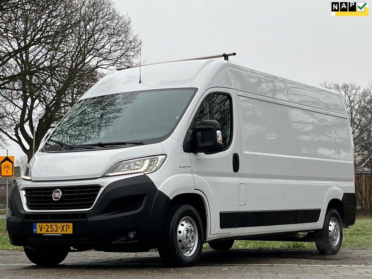 Fiat Ducato - 33 2.3 MultiJet L3H2|NAP|EURO6|airco|cruise control|achteruitrijcamera|navigatie|drie zitp - AutoWereld.nl