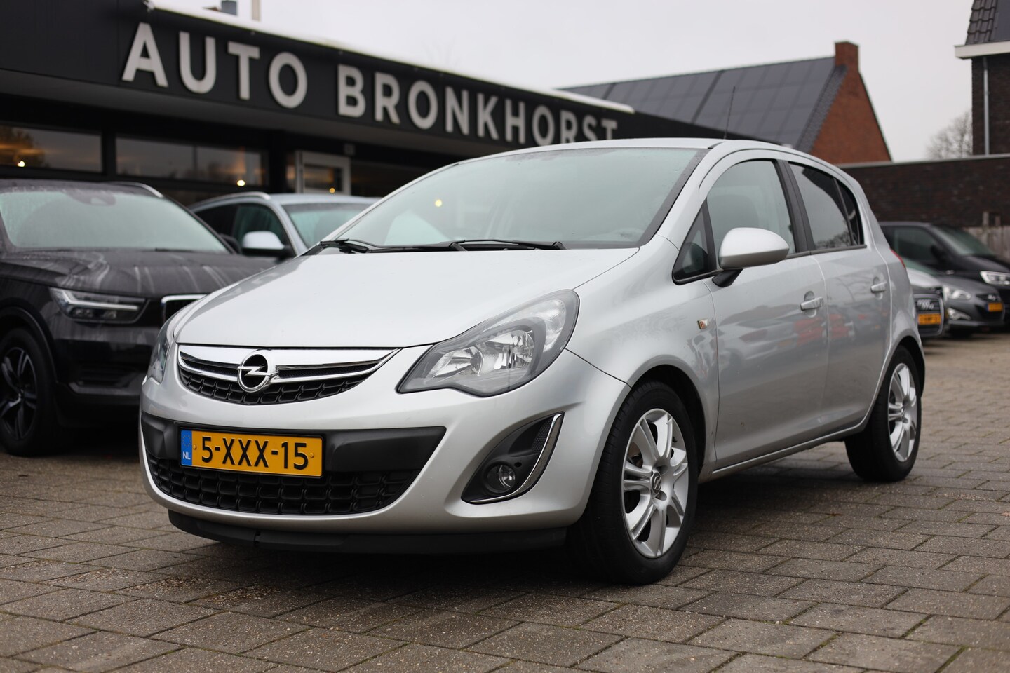 Opel Corsa - 1.4-16V BLITZ | NAVI | CLIMA | CRUISE | 33 DKM! - AutoWereld.nl