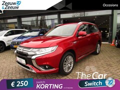 Mitsubishi Outlander - 2.4 PHEV Intense+ | LMV | 1500 kg Trekgewicht | Camera | Clima |