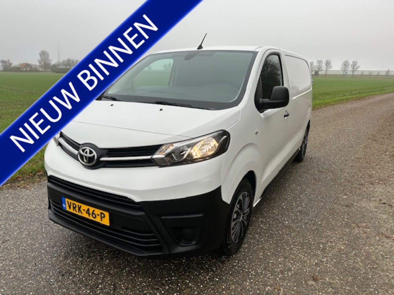 Toyota ProAce Worker - 2.0 D-4D Live Carplay Pdc Enz - AutoWereld.nl