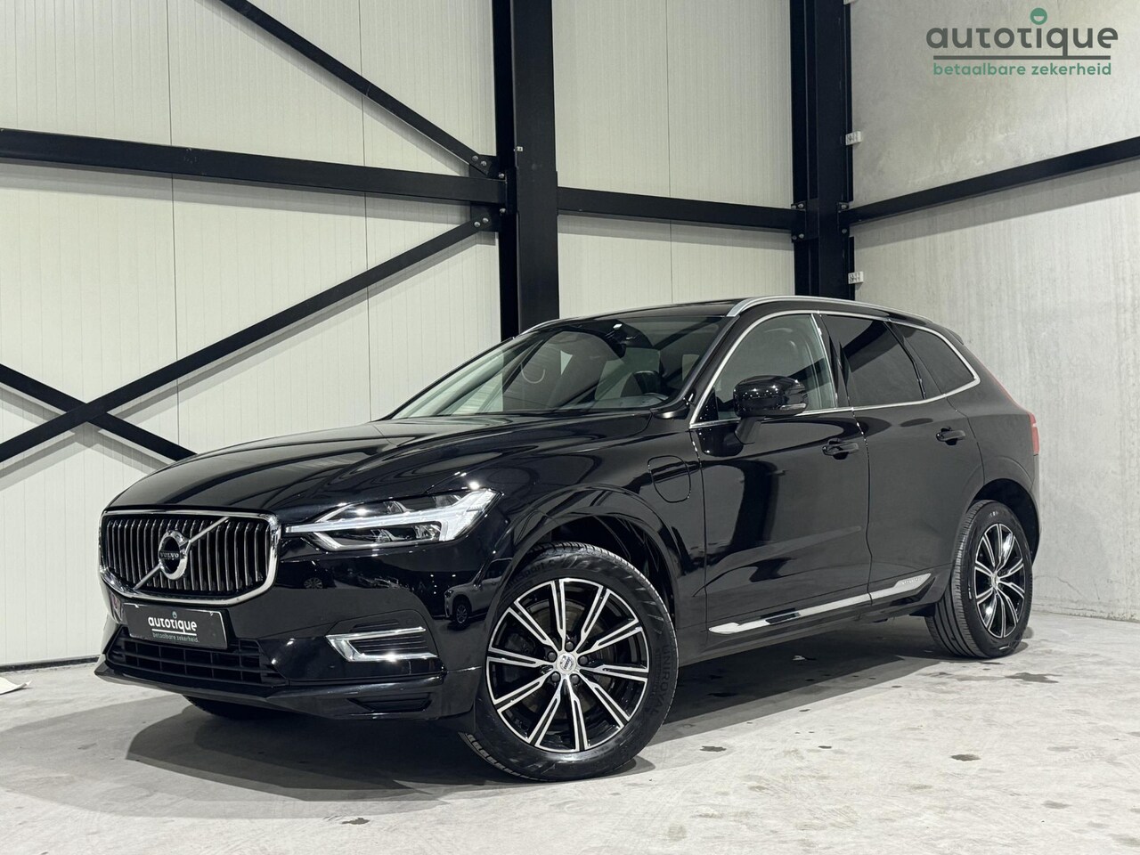 Volvo XC60 - 2.0 Recharge T6 AWD Inscription Expression Aut. | panorama | navi | pilot-assist | - AutoWereld.nl