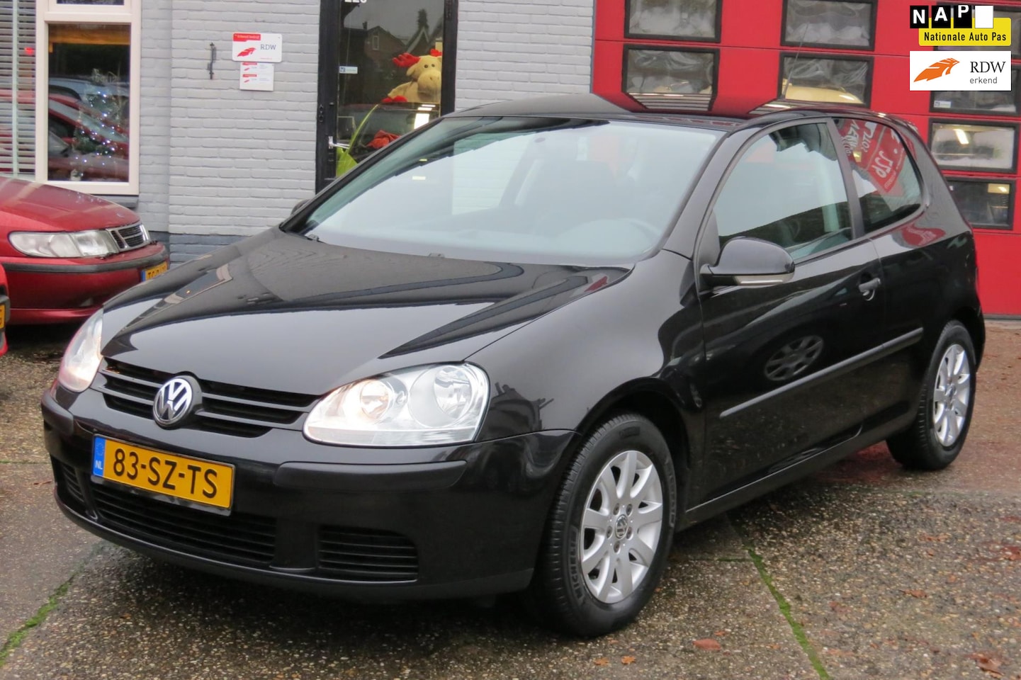 Volkswagen Golf - 1.6 FSI Comfortline 1.6 FSI Comfortline , AIRCO , 133.000 NAP, CRUISE - AutoWereld.nl