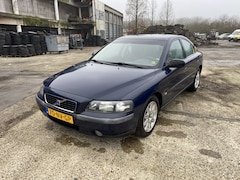 Volvo S60 - 2.4