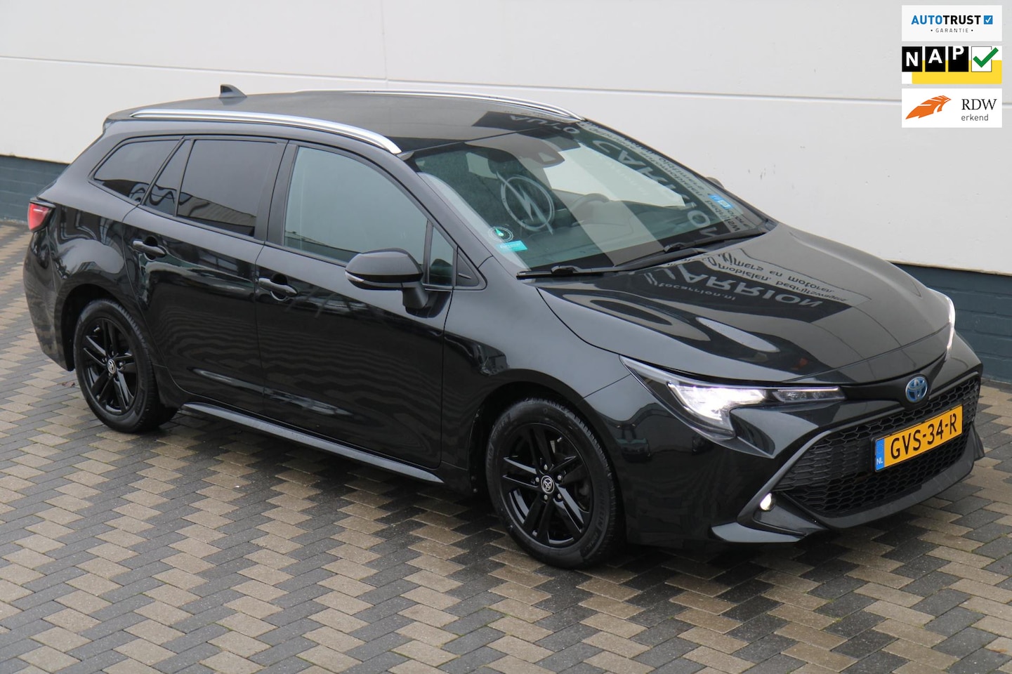 Toyota Corolla Touring Sports - 1.8 Hybrid Active Navi Cruise Carplay!! - AutoWereld.nl