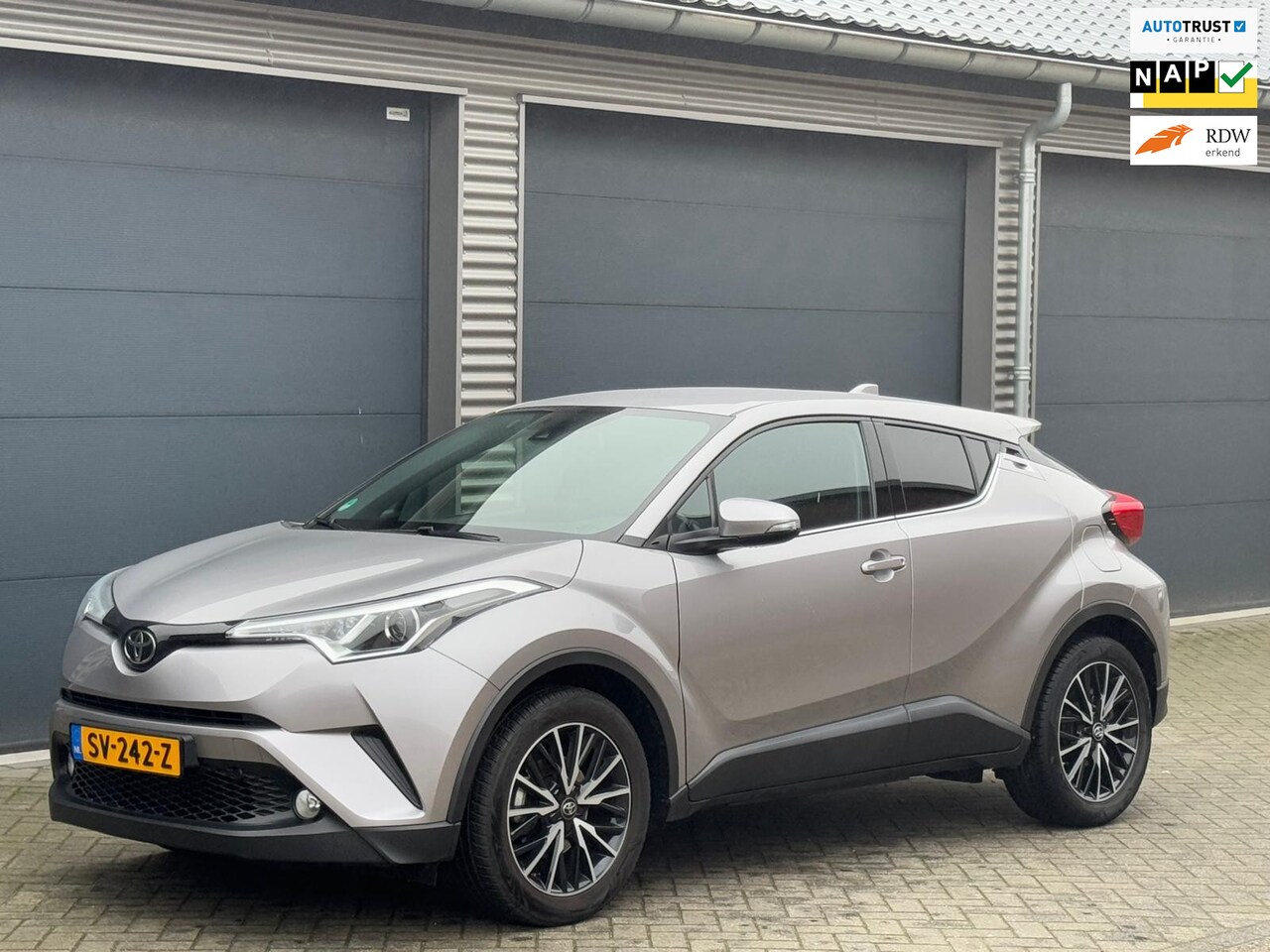 Toyota C-HR - 1.2 AUTOMAAT Dynamic, 61000 km, achteruitrijcamera, afn.trekhaak, nl auto met nap - AutoWereld.nl