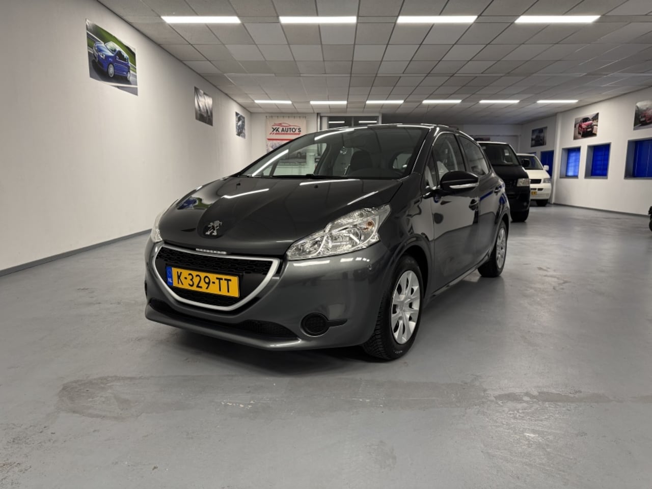 Peugeot 208 - 1.0 PureTech 128.000 KM - AutoWereld.nl