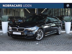 BMW 5-serie - 520i Executive M Sport Automaat / Sportstoelen / LED / Navigatie Professional / M Sportond