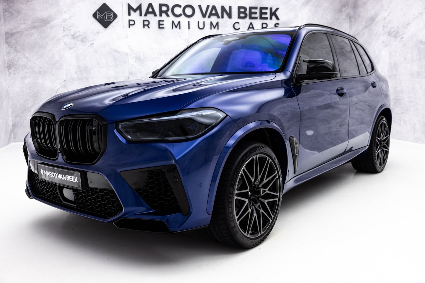 BMW X5 - M Competition | Pano Sky Lounge | Carbon | Stoelventilatie | Night Vision - AutoWereld.nl