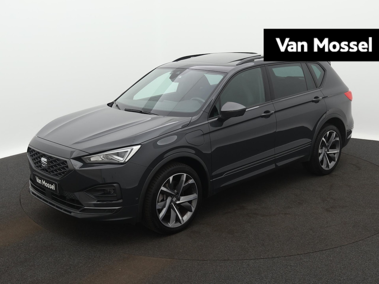 Seat Tarraco - 1.4 TSI e-Hybrid PHEV FR Business | TREKHAAK | PANORAMADAK | STUUR- EN STOELVERWARMING | M - AutoWereld.nl