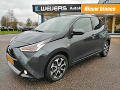 Toyota Aygo - 1.0 VVT-I X-JOY, Clima, Android/Apple, Camera, Lichtmetaal