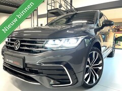 Volkswagen Tiguan - 1.4 TSI eHybrid R-Line/ 360 Camera/ 20"inch/ Matrix LED