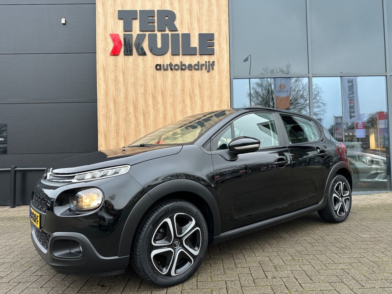 Citroën C3 - 1.2 PureT. 110 PK SenS FEEL / Nwe distr / Nav - AutoWereld.nl