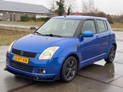 Suzuki Swift - 1.5 Exclusive