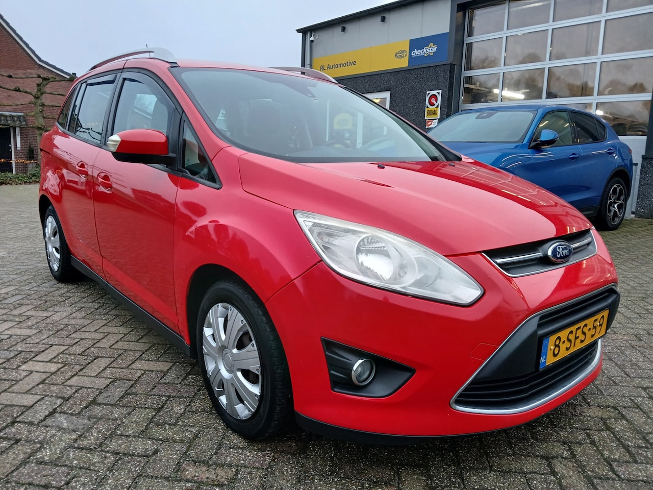 Ford Grand C-Max - 1.0 Trend - Airco - Nieuwe distributie riem - AutoWereld.nl