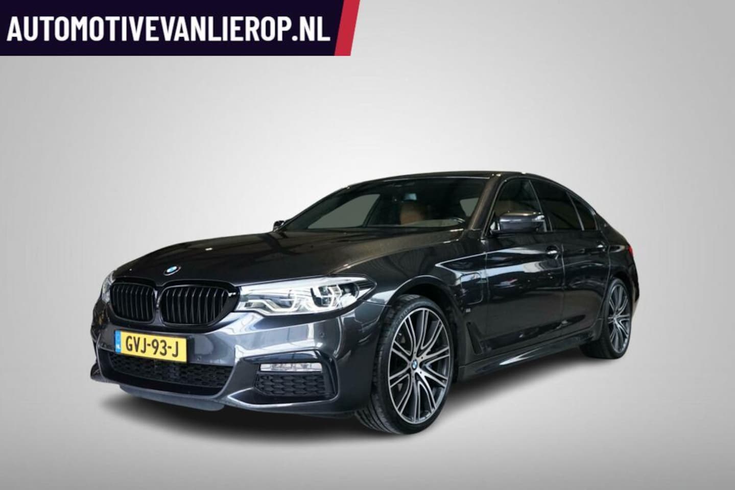 BMW 5-serie - 530e iPerformance M-SPORT SHADOW | BTW | SFEERVERLICHTING - AutoWereld.nl