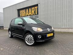 Volkswagen Up! - 1.0 high up | LEER | NAVI | STOELVERW | CRUISE |