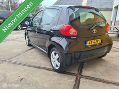 Toyota Aygo - 1.0-12V Sport Apk 9-2025