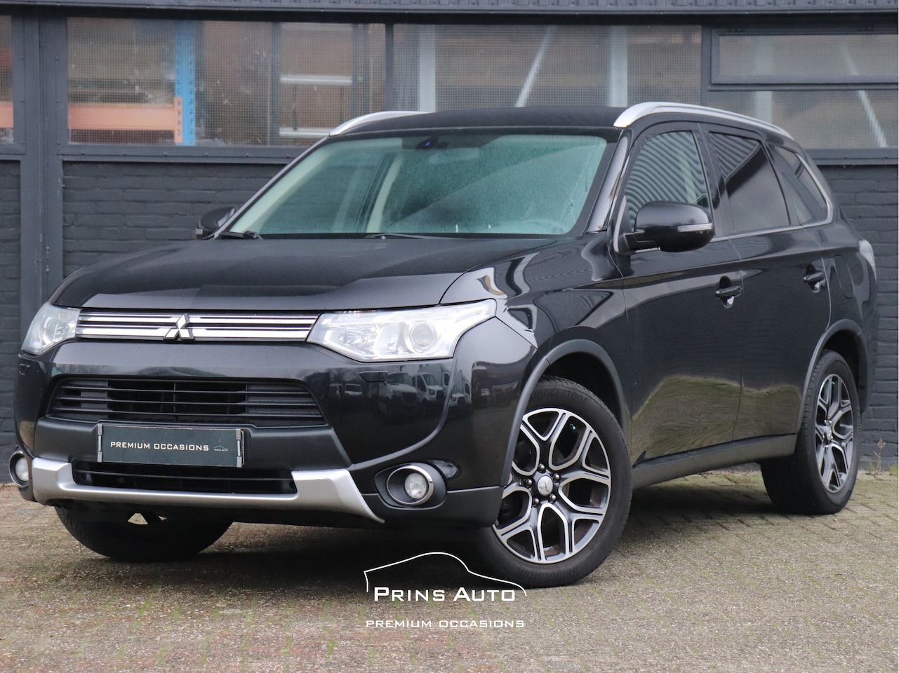 Mitsubishi Outlander - 2.0 PHEV Executive Edition X-Line |CAMERA|TREKHAAK|CRUISE| - AutoWereld.nl