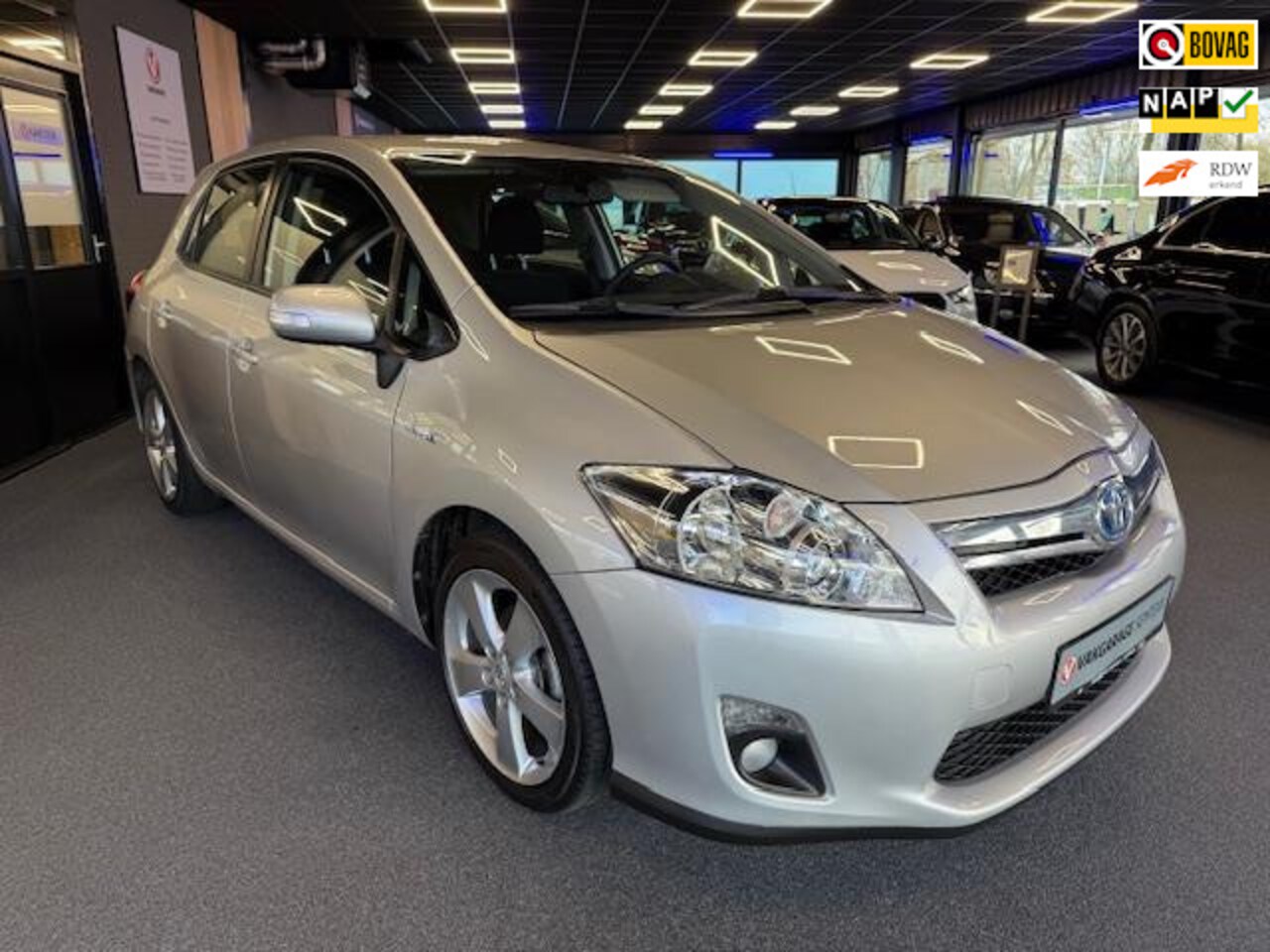 Toyota Auris - 1.8 Full Hybrid Dynamic | Automaat | Camera | Navi | Clima | 2de Eigenaar | Slechts 85.000 - AutoWereld.nl