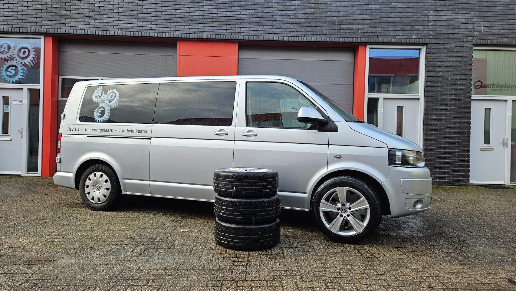 Volkswagen Transporter - 2.0 TDI L2H1 DC Comfortline - AutoWereld.nl