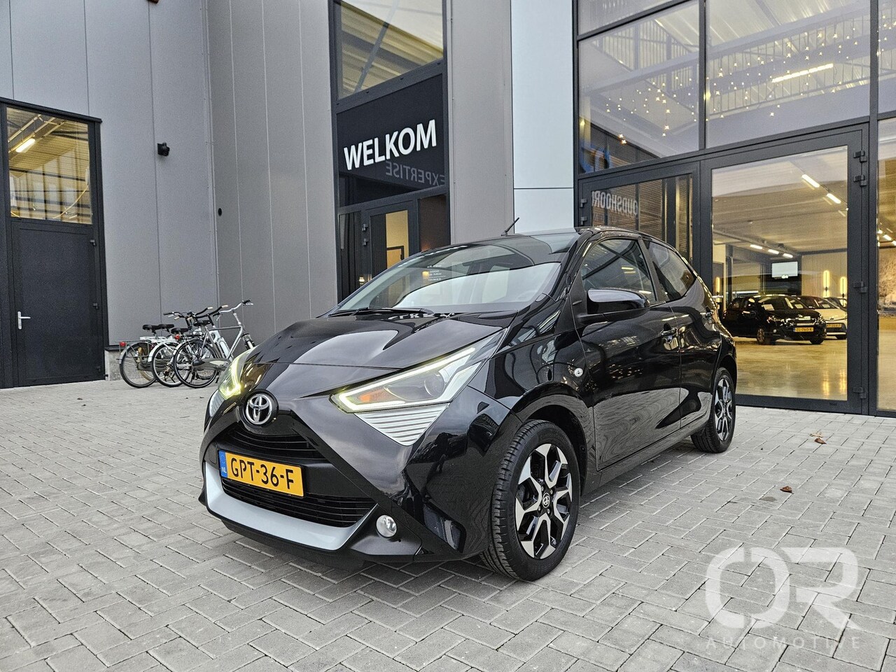 Toyota Aygo - 1.0 VVT-i X-Play Apple Android Cam Cruise - AutoWereld.nl