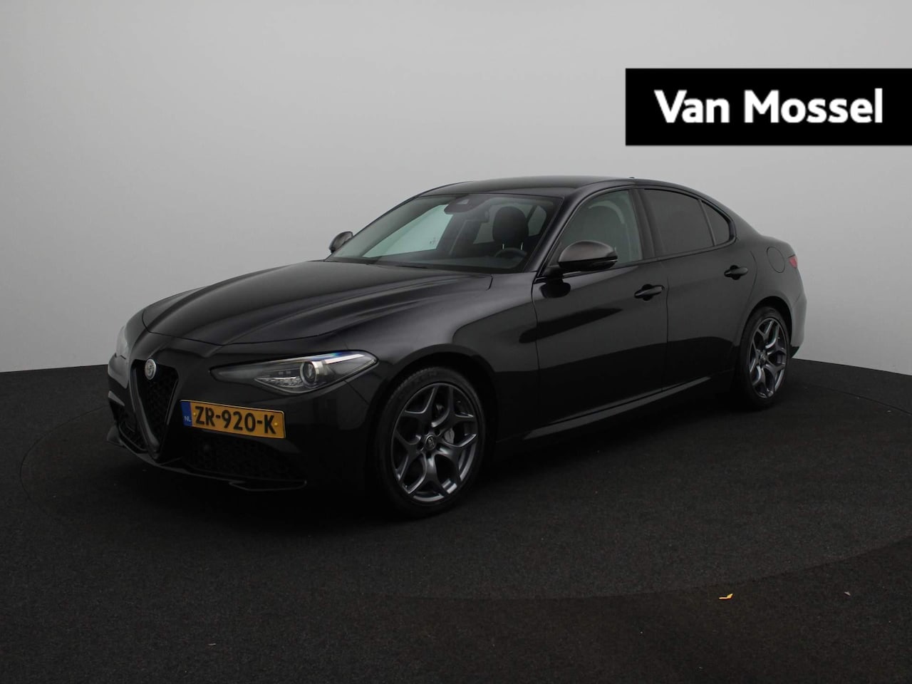 Alfa Romeo Giulia - 2.2d Aut. Super | Camera | Leder | 18'' Velgen | - AutoWereld.nl