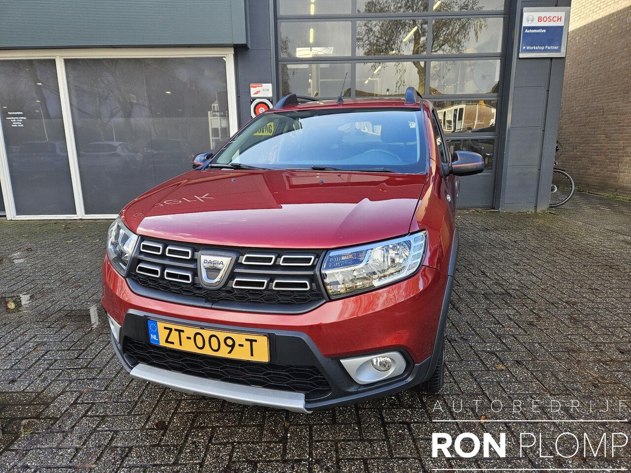 Dacia Sandero Stepway - 0.9 TCe Tech Road / Airco/ Navigatie/ Apple Carplay/Android Auto/ Cruise/ LED - AutoWereld.nl