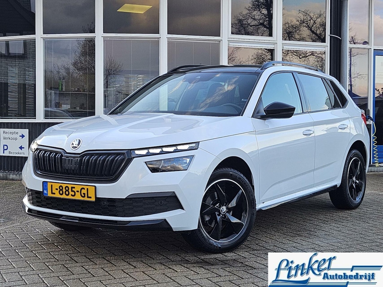 Skoda Kamiq - 1.0 TSI Sport Business CAMERA PANODAK MONTE CARLO - AutoWereld.nl