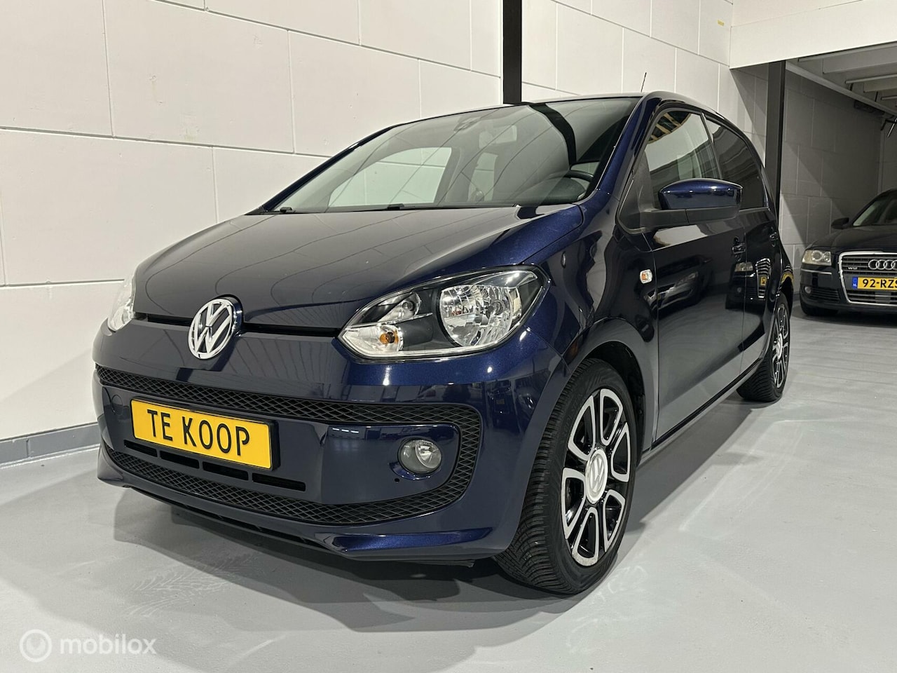 Volkswagen Up! - 1.0 high up! BlueMotion*Airco*NwAPK*Elekramen - AutoWereld.nl