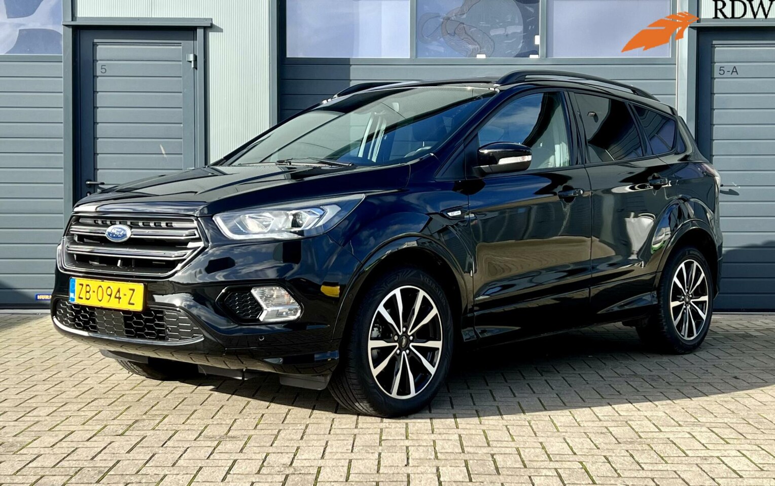 Ford Kuga - 1.5 EcoBoost ST Line | Sportuitvoering | Trekhaak | Zeer Compleet ! | 1e Eigenaar | NL Aut - AutoWereld.nl