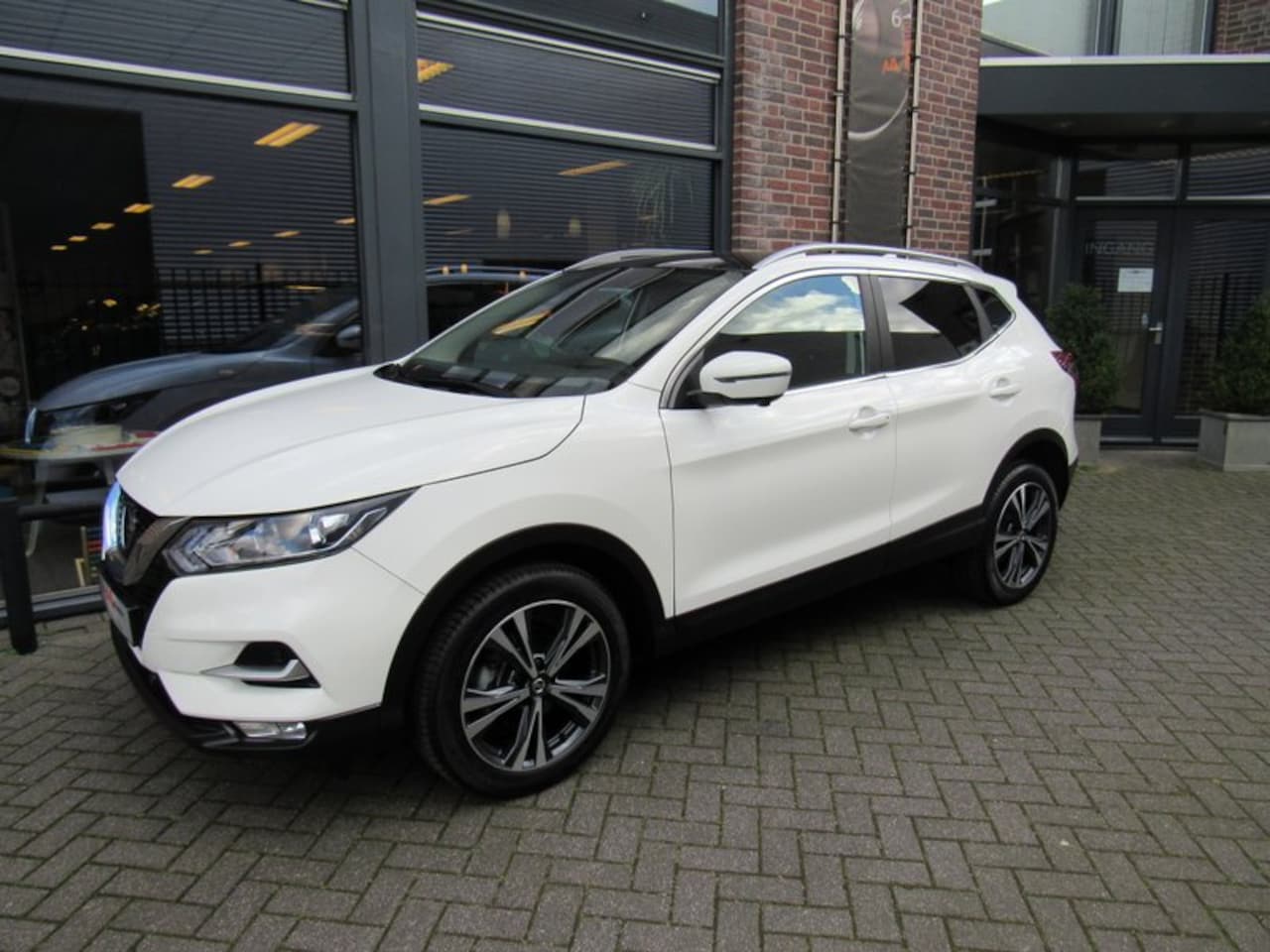 Nissan Qashqai - 1.2 DIG-T 115pk N-Connecta - AutoWereld.nl