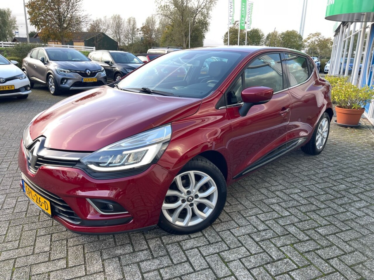 Renault Clio - 0.9 TCe Limited 0.9 TCe Limited, Nav, Stoelverwarming, Camera - AutoWereld.nl