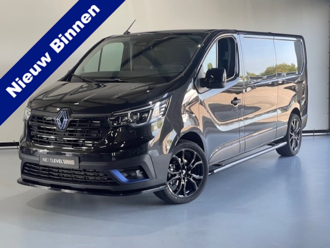 Renault Trafic - 2.0 DCI 150 PK EDC T30 NEXT LEVEL EDITION BL / Apple Carplay / Camera - AutoWereld.nl