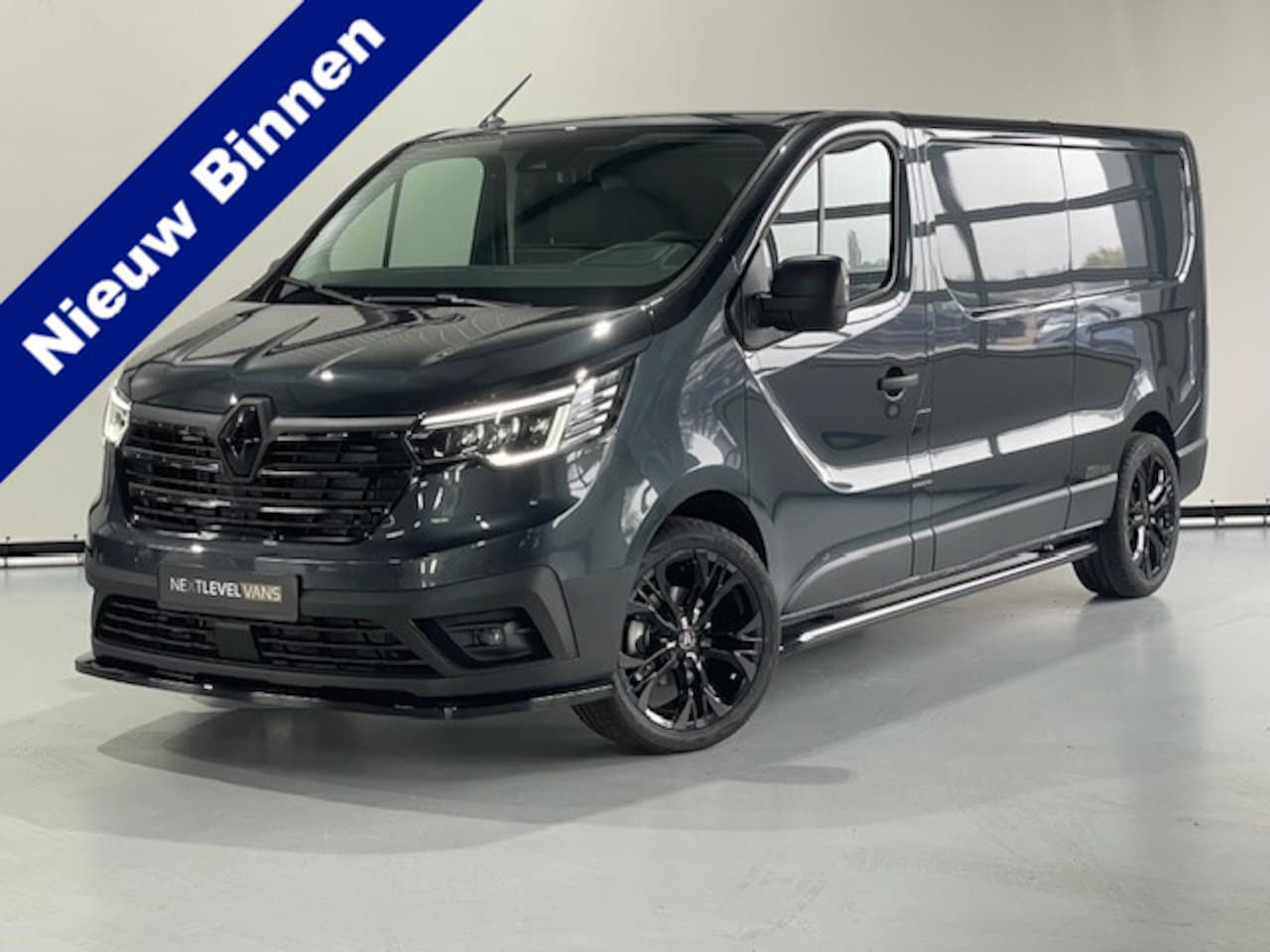 Renault Trafic - 2.0 Blue dCi 130 T30 L2H1 Next Level / Camera / Apple Carplay - AutoWereld.nl