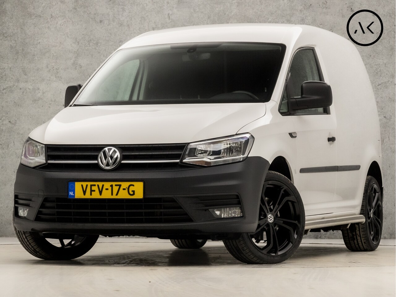 Volkswagen Caddy - 2.0 TDI L1H1 BMT Deluxe (APPLE CARPLAY, AIRCO, NAVIGATIE, CRUISE CONTROL, LM VELGEN, PARKE - AutoWereld.nl