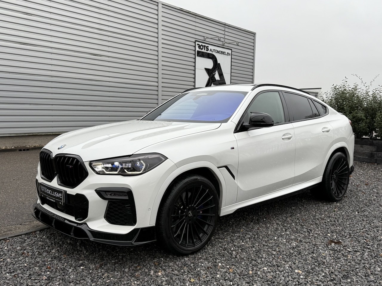 BMW X6 - M50i High Exe Panodak|Camera|Laser|ACC|Headup Alpine-White - AutoWereld.nl