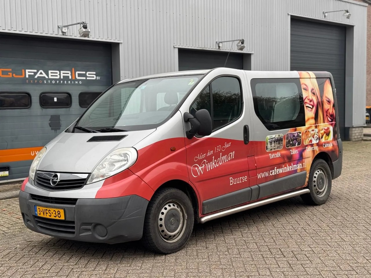 Opel Vivaro - 2.5 CDTI L1 H1 DC 2.5 CDTI L1H1 DC - AutoWereld.nl