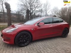 Tesla Model 3 - Long Range AWD 75 kWh AUTOPILOT ECC