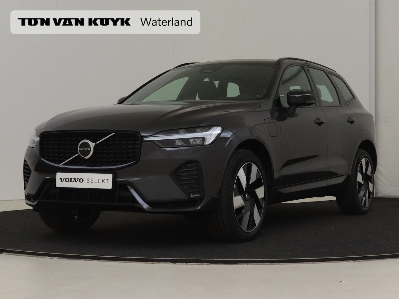 Volvo XC60 - 2.0 T6 Plug-in hybrid AWD Ultimate Dark - AutoWereld.nl